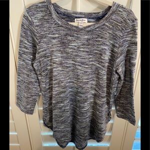 Multi color light knit top